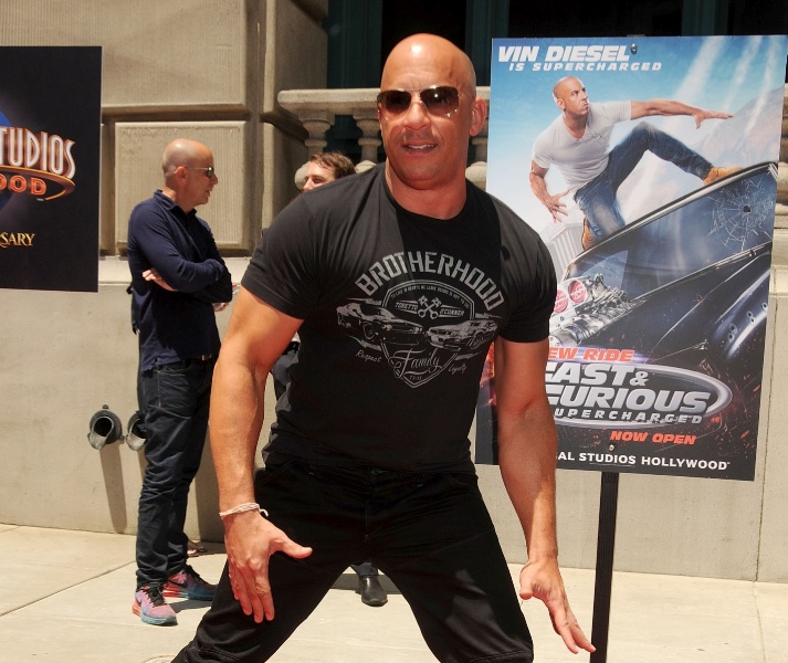 FOTO OMG: Ştiai că Vin Diesel are un frate geamăn? Nu seamănă absolut deloc!