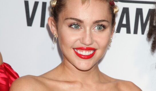 FOTO OMG: VEZI transformările prin care a trecut Miley Cyrus din 2006 până astăzi în 14 fotografii!