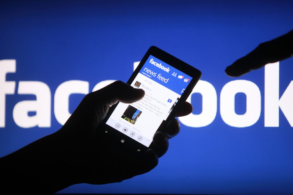 10 secrete care vor schimba felul în care folosești Facebook-ul