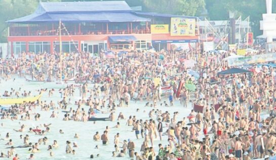 TOP 8 efecte ale aglomerației de turiști care se află în acest moment pe litoralul românesc!