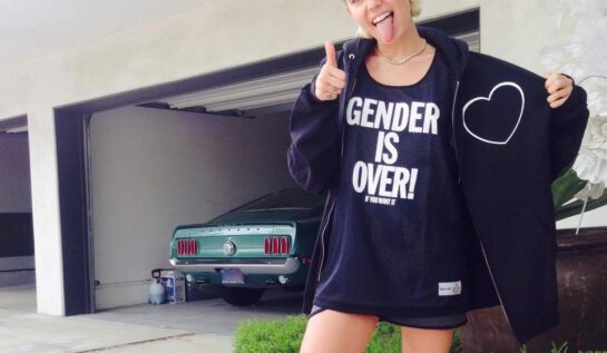 OMG! Miley Cyrus, surprinsă de paparazzi într-o ipostază în care nu voia să fie văzută