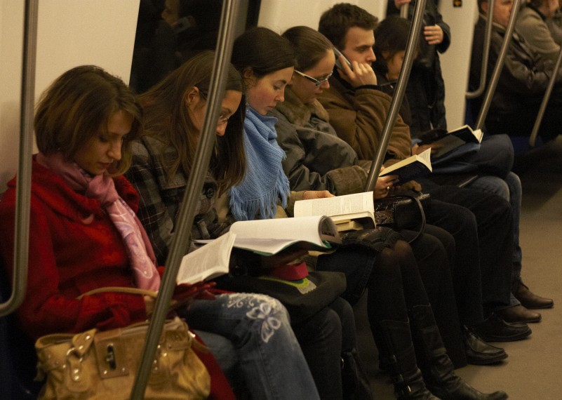 Cum mai toată lumea citește doar la metrou, Biblioteca Națională va deschide o filială pe magistrala Pipera!