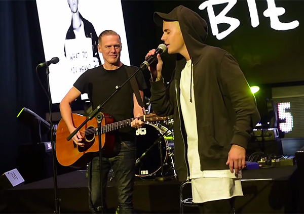 VIDEO: Justin Bieber a cântat „Baby cu Bryan Adams