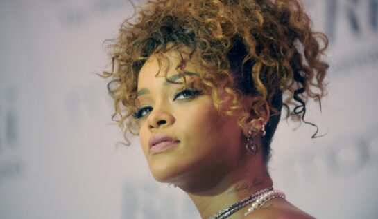 Rihanna ştie! 14 mutre care arată exact cum te simţi când prietenii îl invită pe fostul la o petrecere