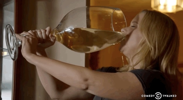 14 lucruri pe care doar fetele obsedate de vin le înţeleg cu adevărat