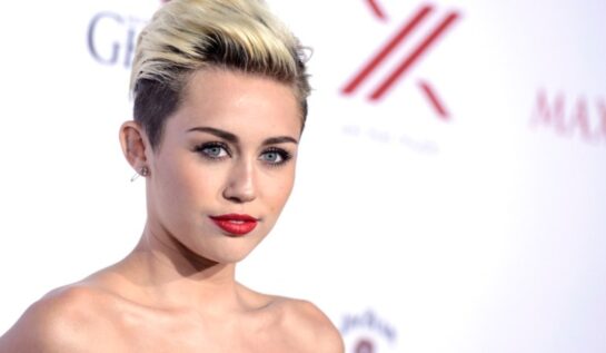 PIESĂ NOUĂ: Miley Cyrus – Hands of Love