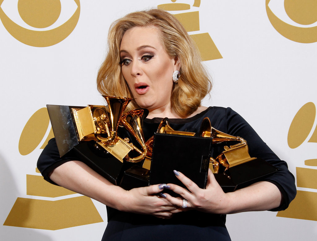 14 momente în care Adele a fost cea mai DUBIOASĂ femeie din lume
