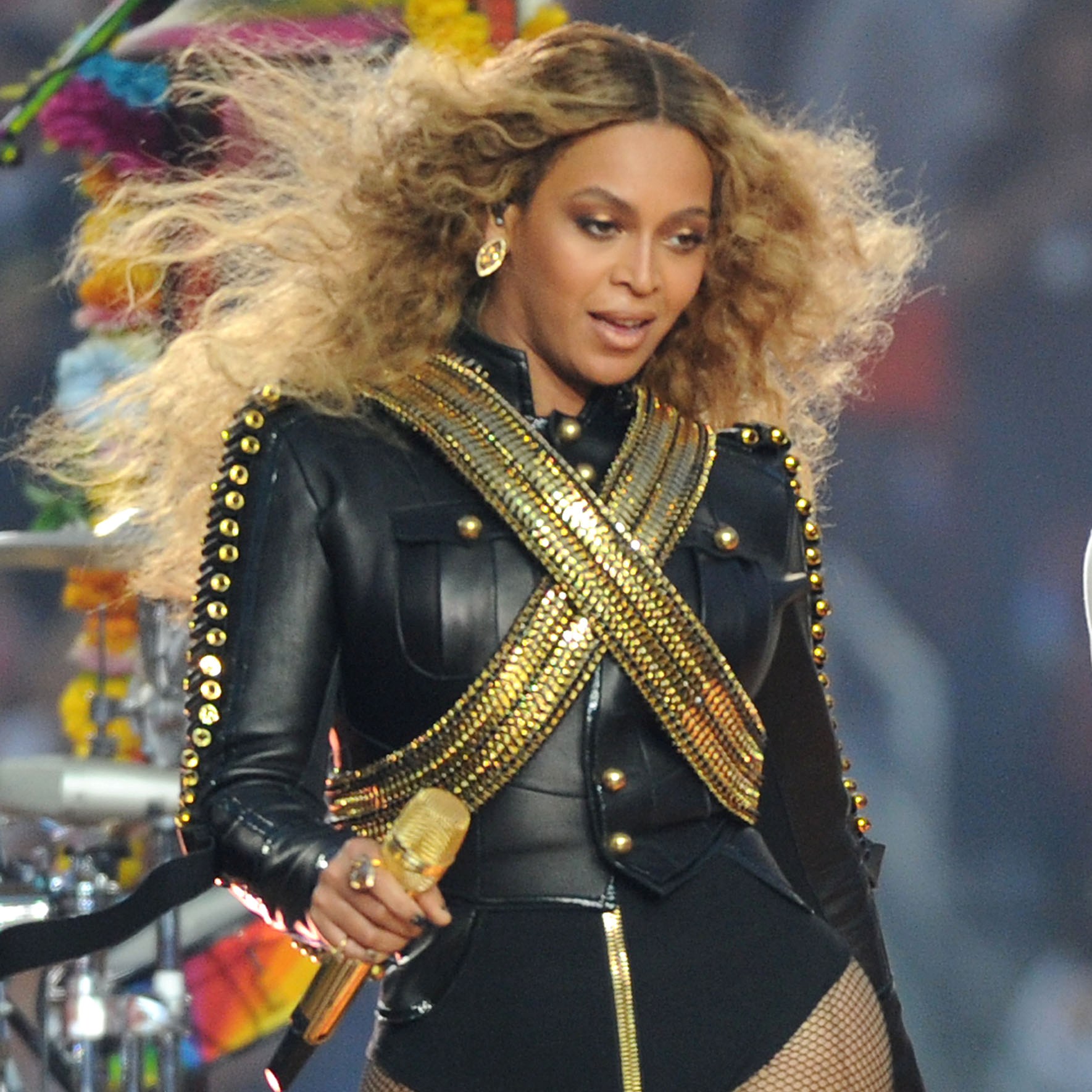 Top 4 motive pentru care prestația lui Beyonce de la Super Bowl a fost cel mai bun show al ei, EVER!