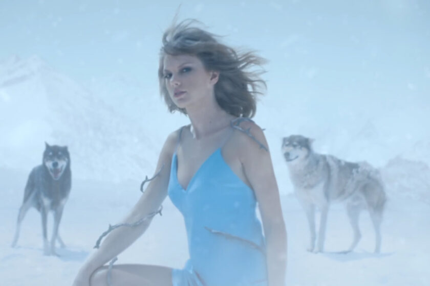 VIDEO: Taylor Swift a fost înconjurată de lupi adevărați la filmarea clipului ”Out Of The Woods”