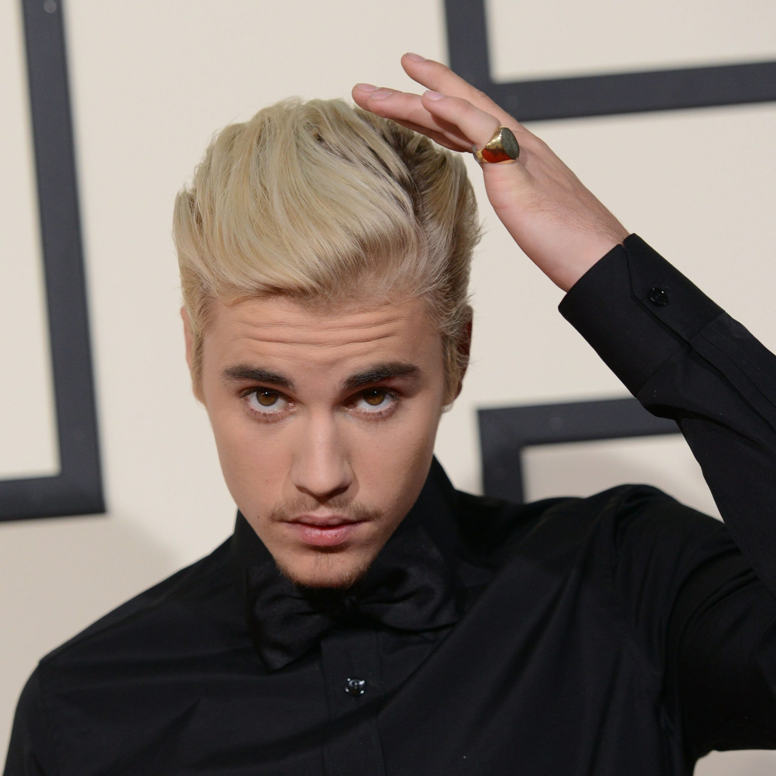 VIDEO: Top 10 cele mai bune cover-uri ale pieselor lui Justin Bieber