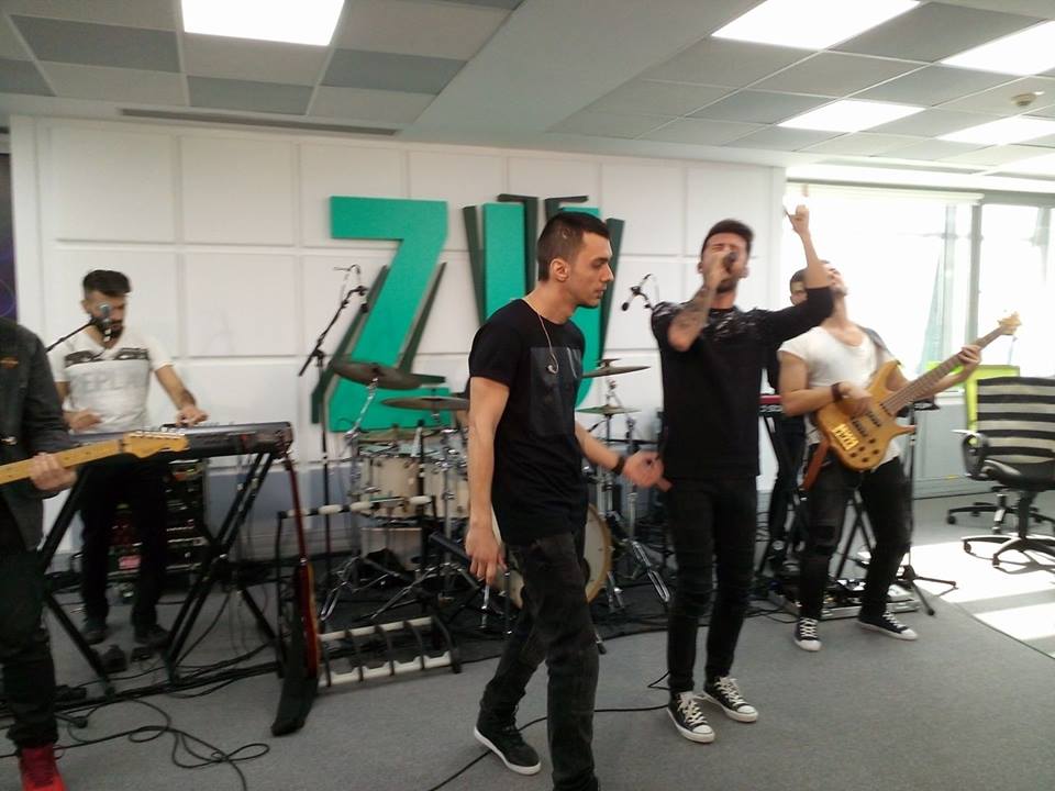 VIDEO: Vescan și Ristei au cântat în premieră Las-o la Morning ZU. Fanii au cerut BIS!