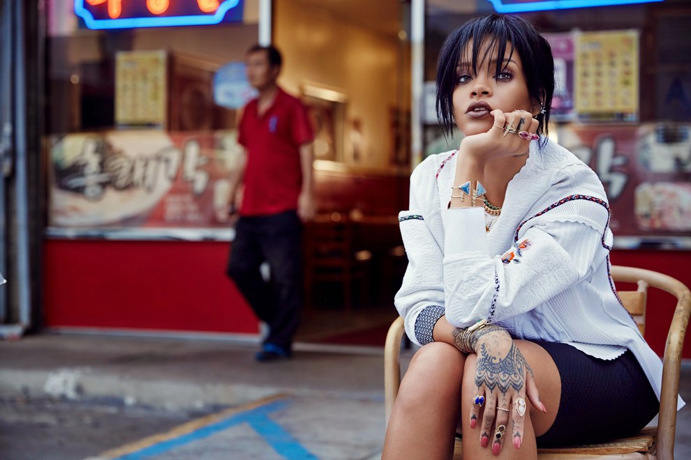 Rihanna va fi subiect de documentar. #ZUTOPIA