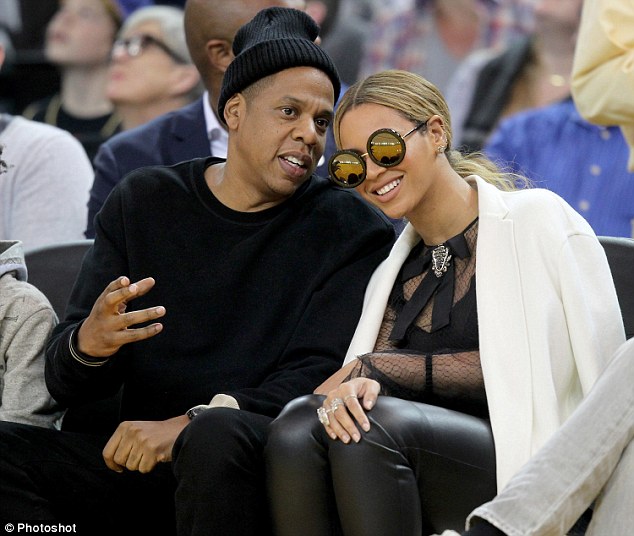 Rihanna nu crede că Jay Z a înşelat-o pe Beyonce. #ZUTOPIA