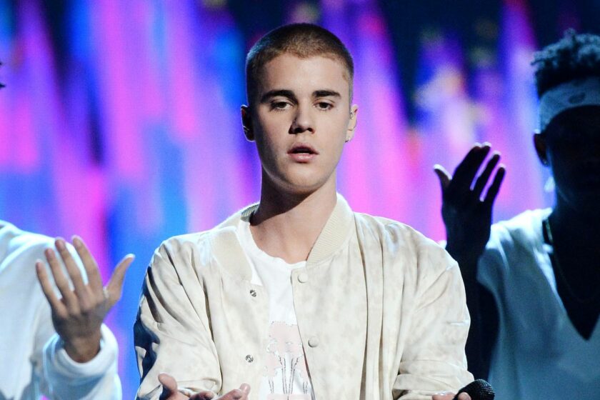 VIDEO: Bieber și-a dezamăgit fanii. Mulți au spus că e cea mai slabă prestație a lui!