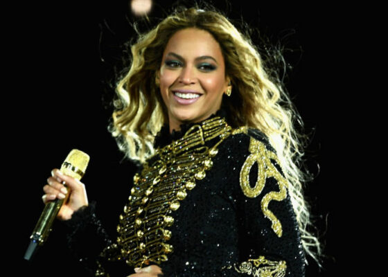 VIDEO WTF: Ai idee ce se întâmplă când strănută Beyonce în concert?