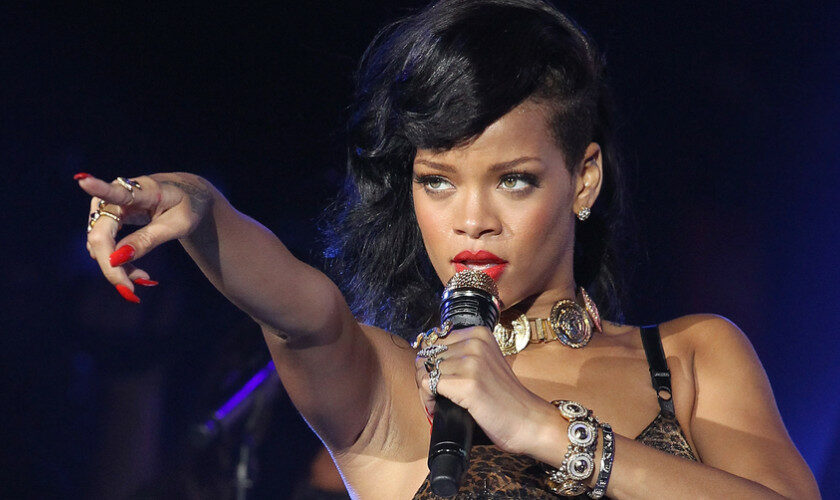 Rihanna a interzis vânătoarea de Pokemoni la concertele ei