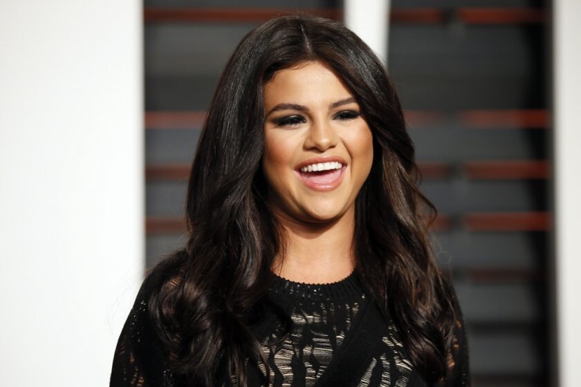 VIDEO LOL: Selena are un talent nebun. Sigur nu ştiai că poate face asta!