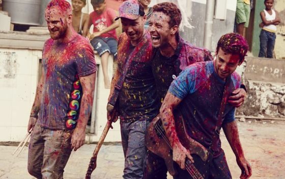 VIDEOCLIP NOU: Coldplay – A Head Full Of Dreams