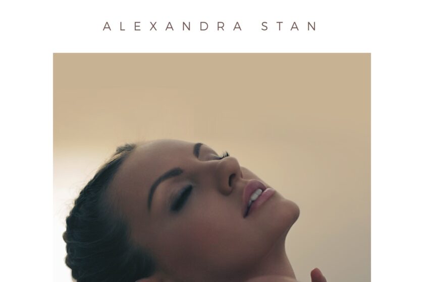 VIDEOCLIP NOU: Alexandra Stan – Boom Pow