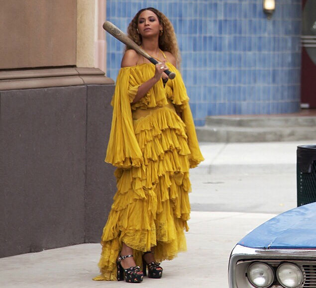 VIDEOCLIP NOU: Beyoncé – Hold Up