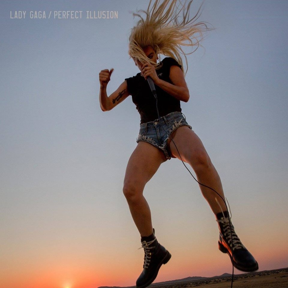 PIESĂ NOUĂ: Lady Gaga – Perfect Illusion