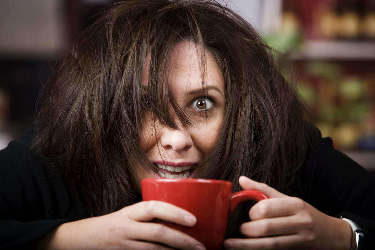 11 lucruri pe care le înţelegi doar dacă eşti DEPENDENT de cafea