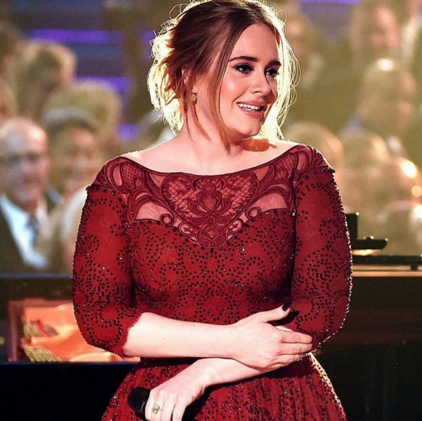 Adele se mărită. Când va avea loc nunta