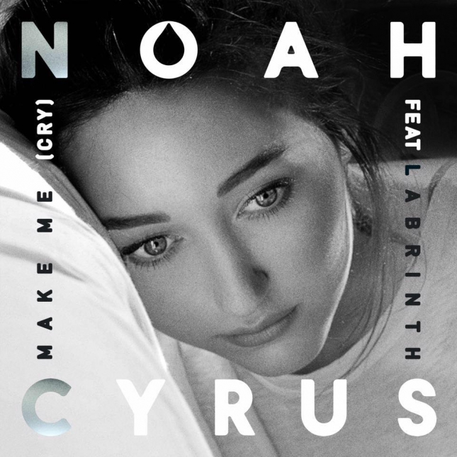 VIDEOCLIP NOU: Noah Cyrus ft. Labrinth – Make Me (Cry)