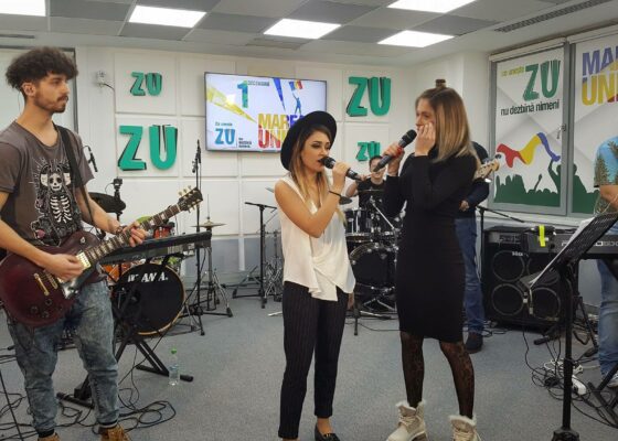VIDEO: Raluka şi Irina Rimes au făcut echipă la Marea Unire ZU