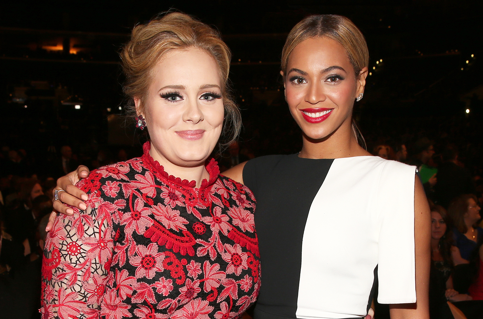 Beyonce și Adele sunt rivale în competiția anului. Cine va câștiga?