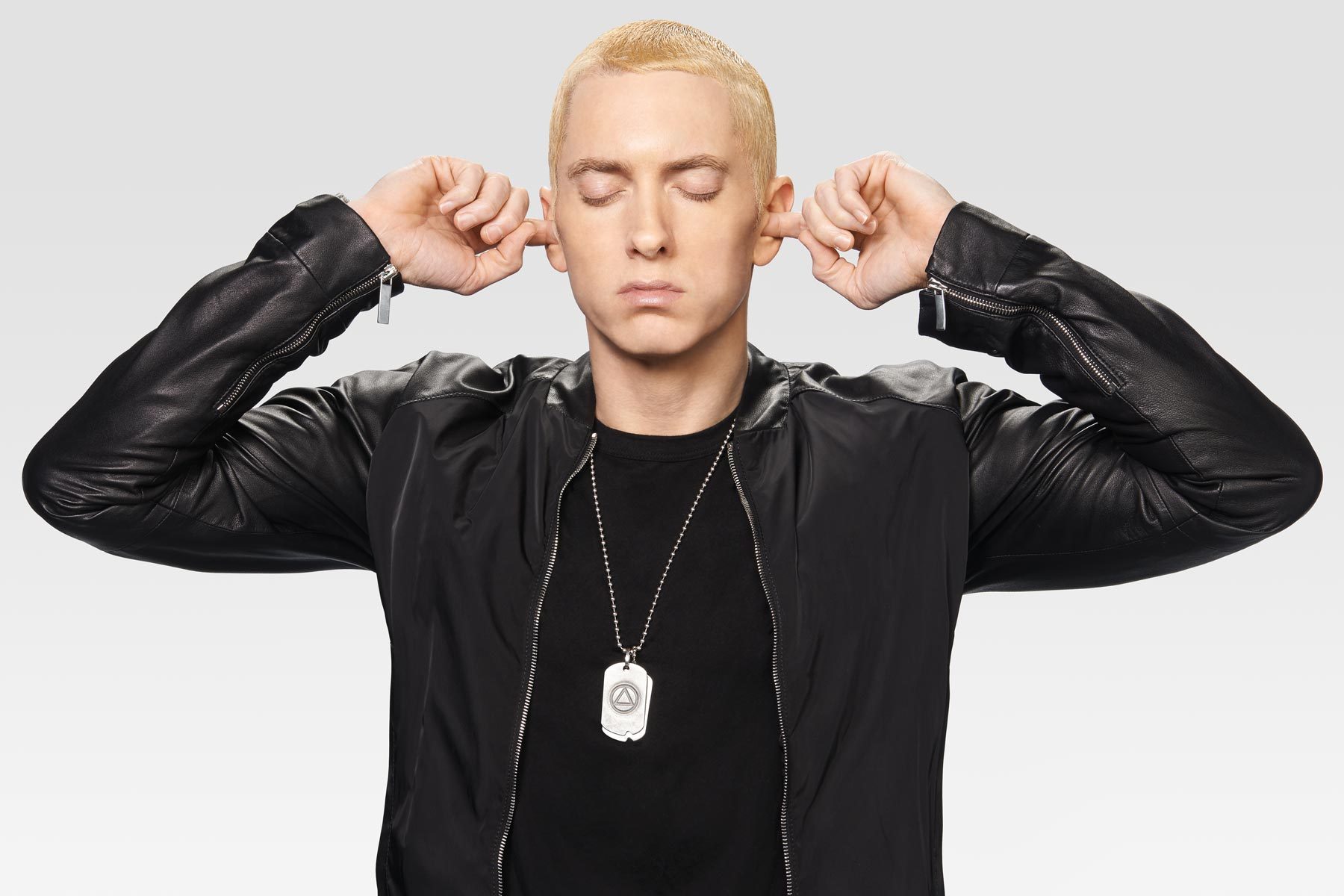 Eminem + Adele? Rapperul anunţă album nou şi colaborări spectaculoase!