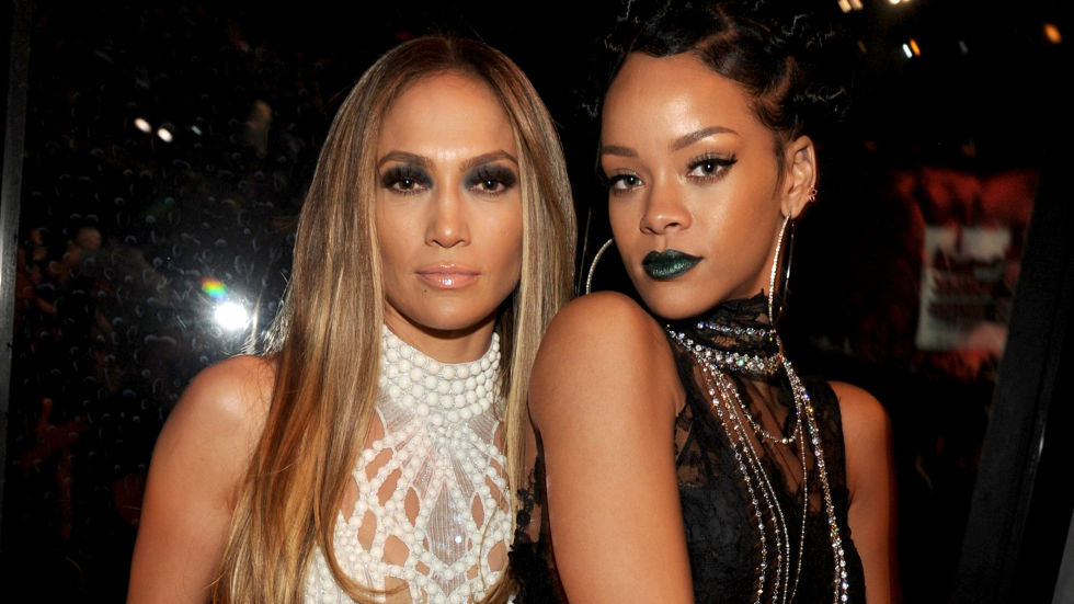 OMG! Rihanna nu o mai suportă pe Jennifer Lopez. Uite ce a făcut Riri!