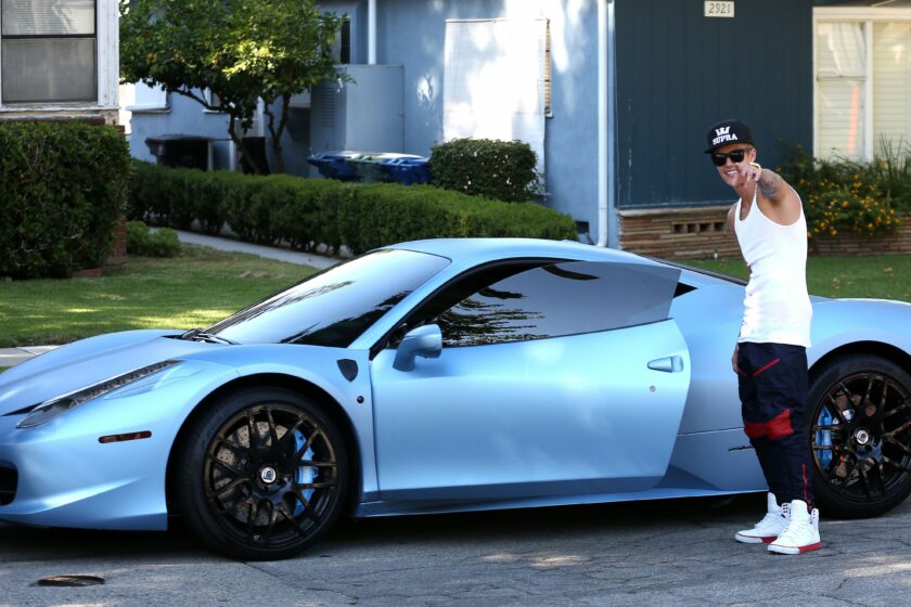 Justin Bieber și-a vândut Ferrari-ul pentru o sumă FABULOASĂ!