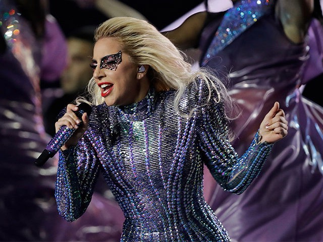TOP 7 cele mai FORZĂ reacţii la show-ul Lady Gaga din pauza Super Bowl