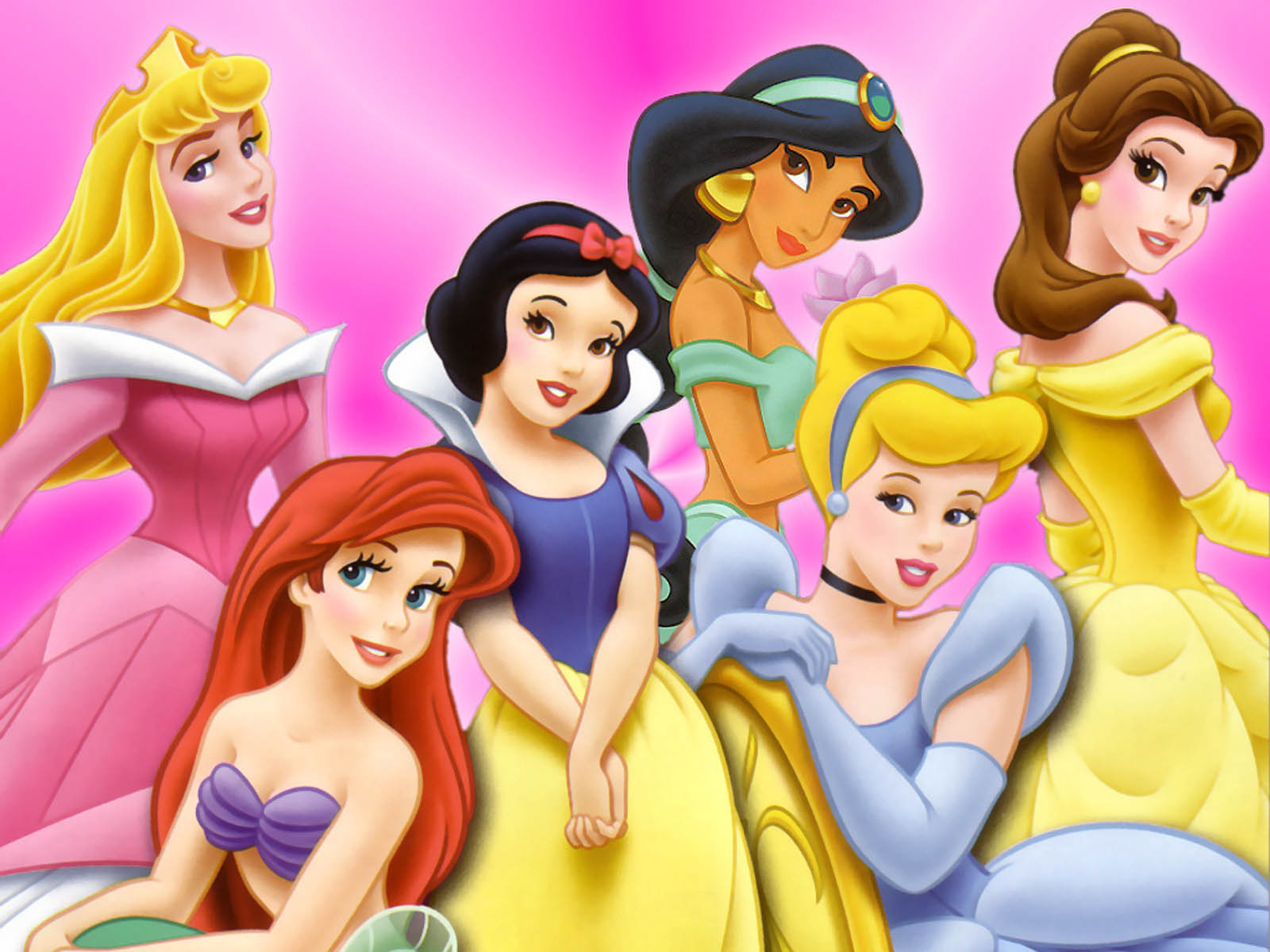 FOTO. Cum ar arăta prinţesele Disney fără machiaj