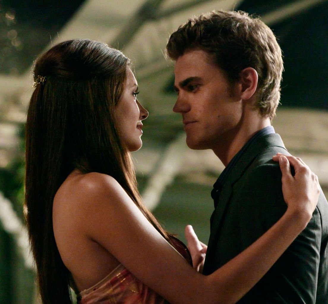 OMG! Elena și Stefan, din nou împreună în finalul The Vampire Diaries