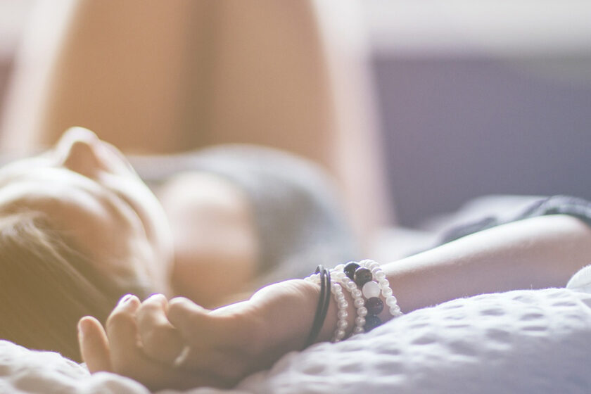 15 lucruri pe care le înţelegi perfect dacă îţi place să dormi singur