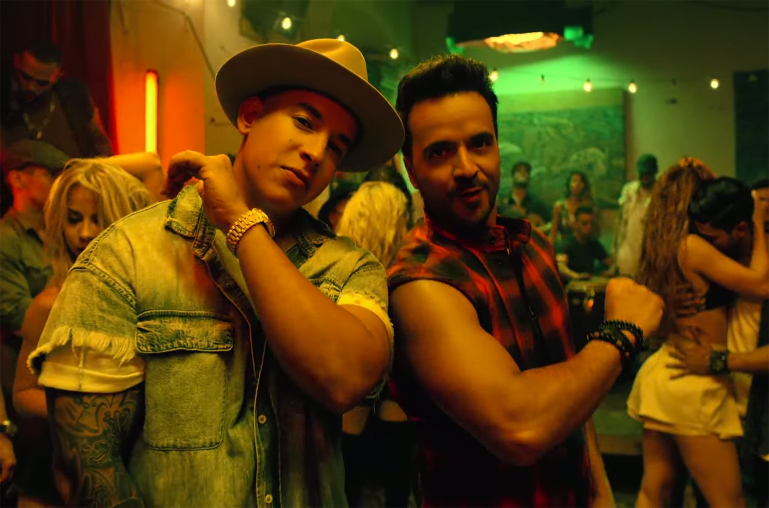 VIDEO LOL: Asta e cea mai tare parodie după Despacito, de la Luis Fonsi și Daddy Yankee