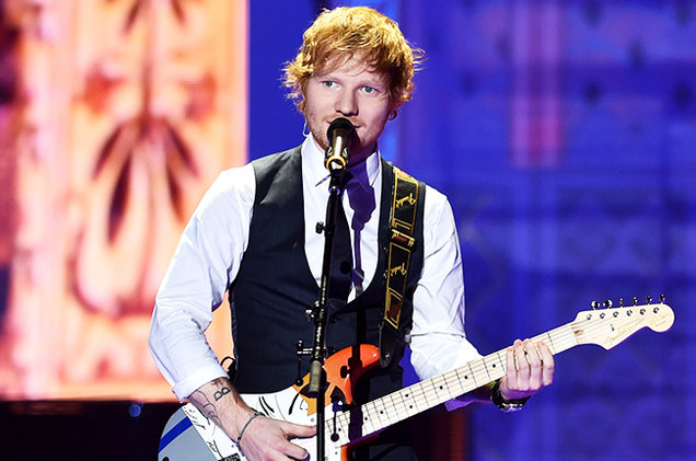 VIDEO: Ed Sheeran a uitat versurile pe scenă. Reacția lui e de milioane!