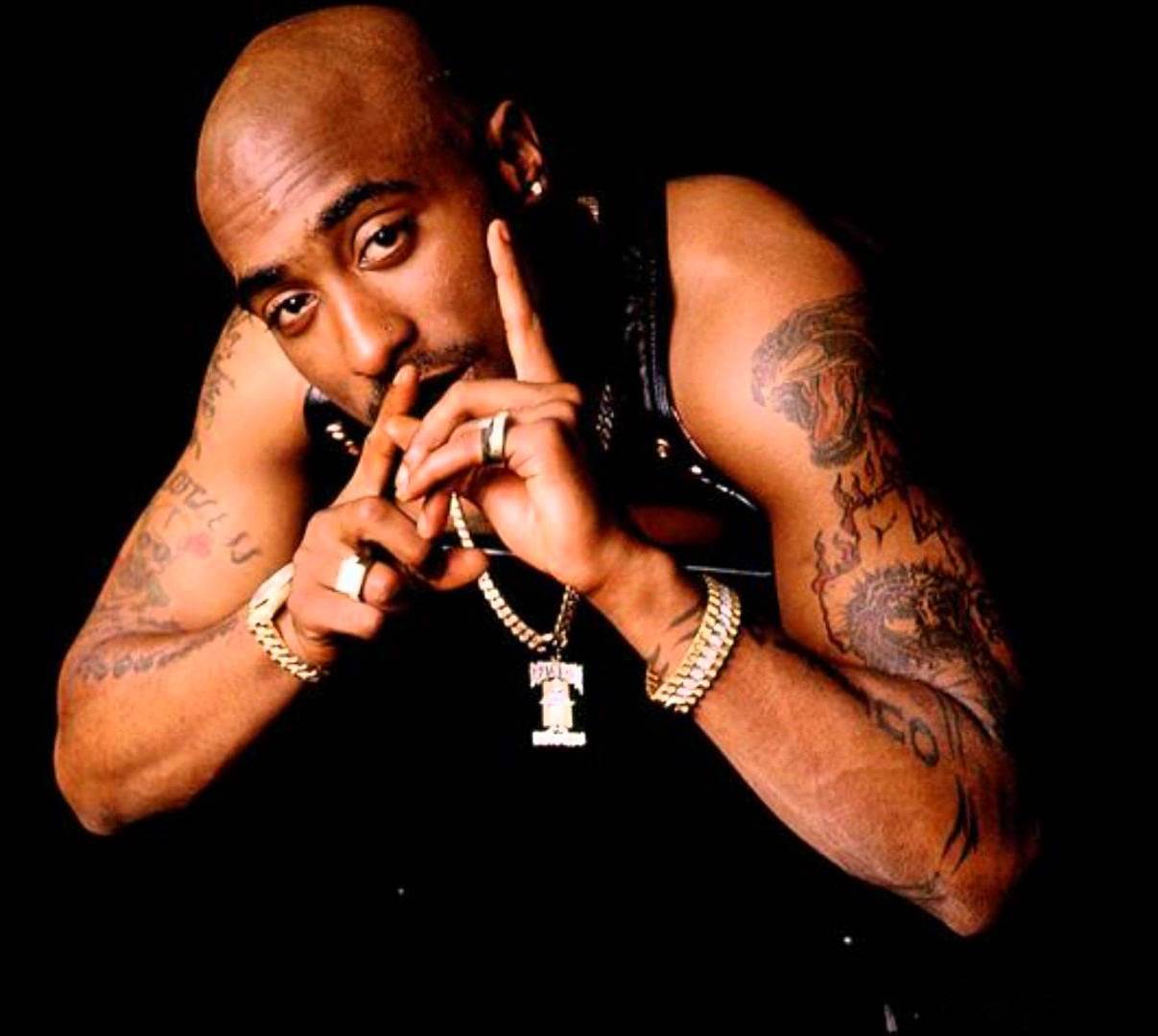 După mai bine de 20 de ani, s-a aflat cine l-a omorât pe Tupac