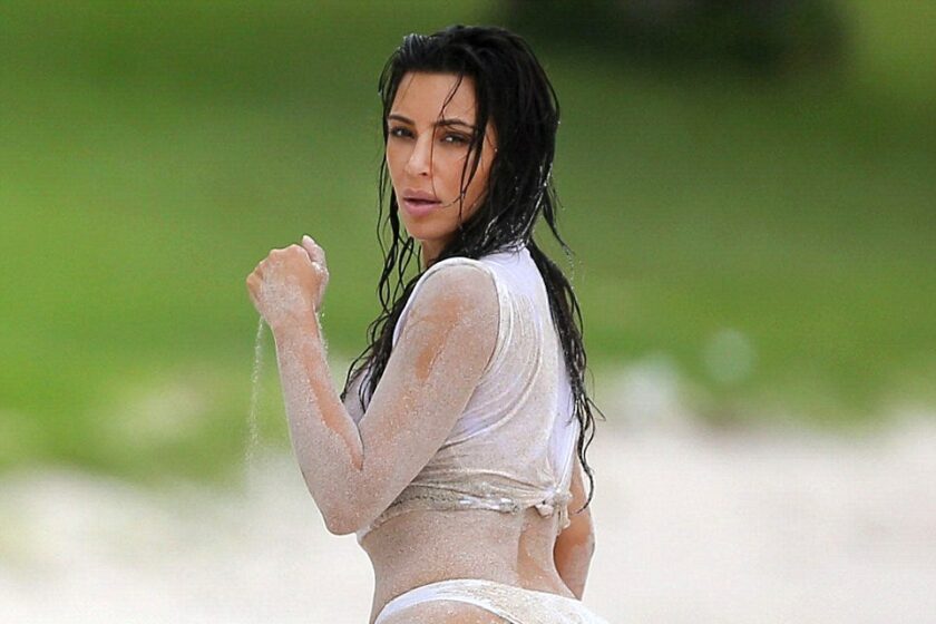Kim Kardashian își vinde fundul, în varianta de plastic. Uite câte costă și unde îl găsești!