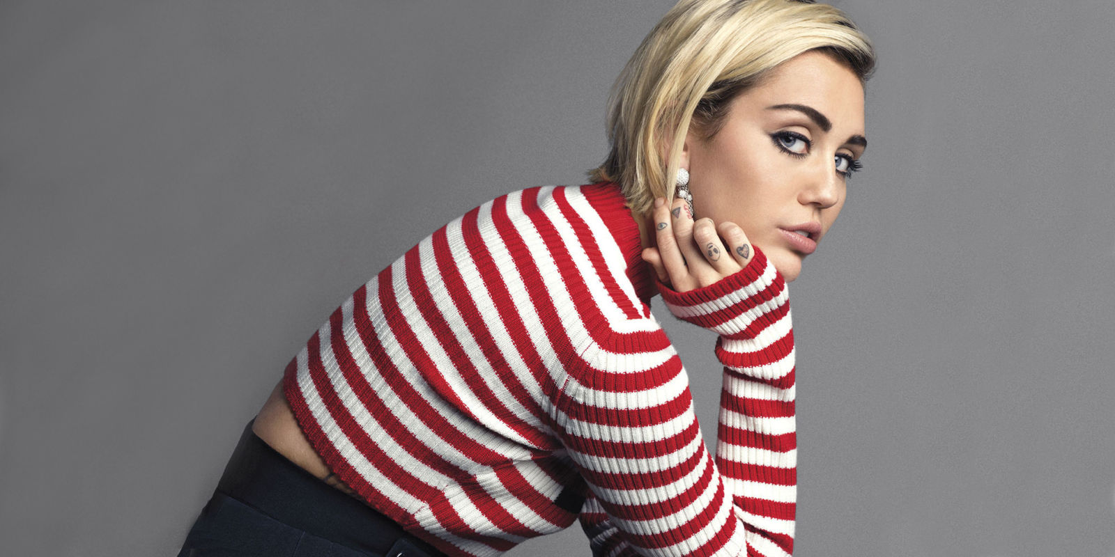 Miley Cyrus are o problemă cu genul ei: a dezvăluit că e pansexuală