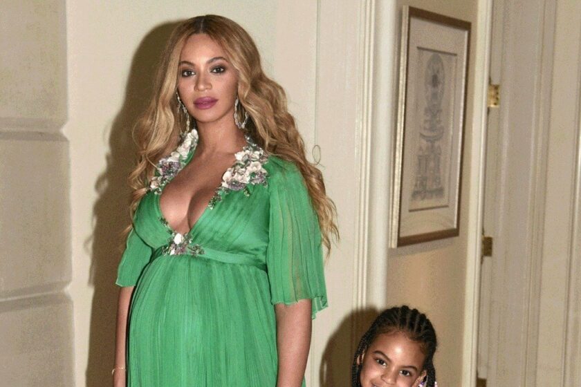 WTF?! Beyonce vrea ca fetița ei să asiste la nașterea gemenilor