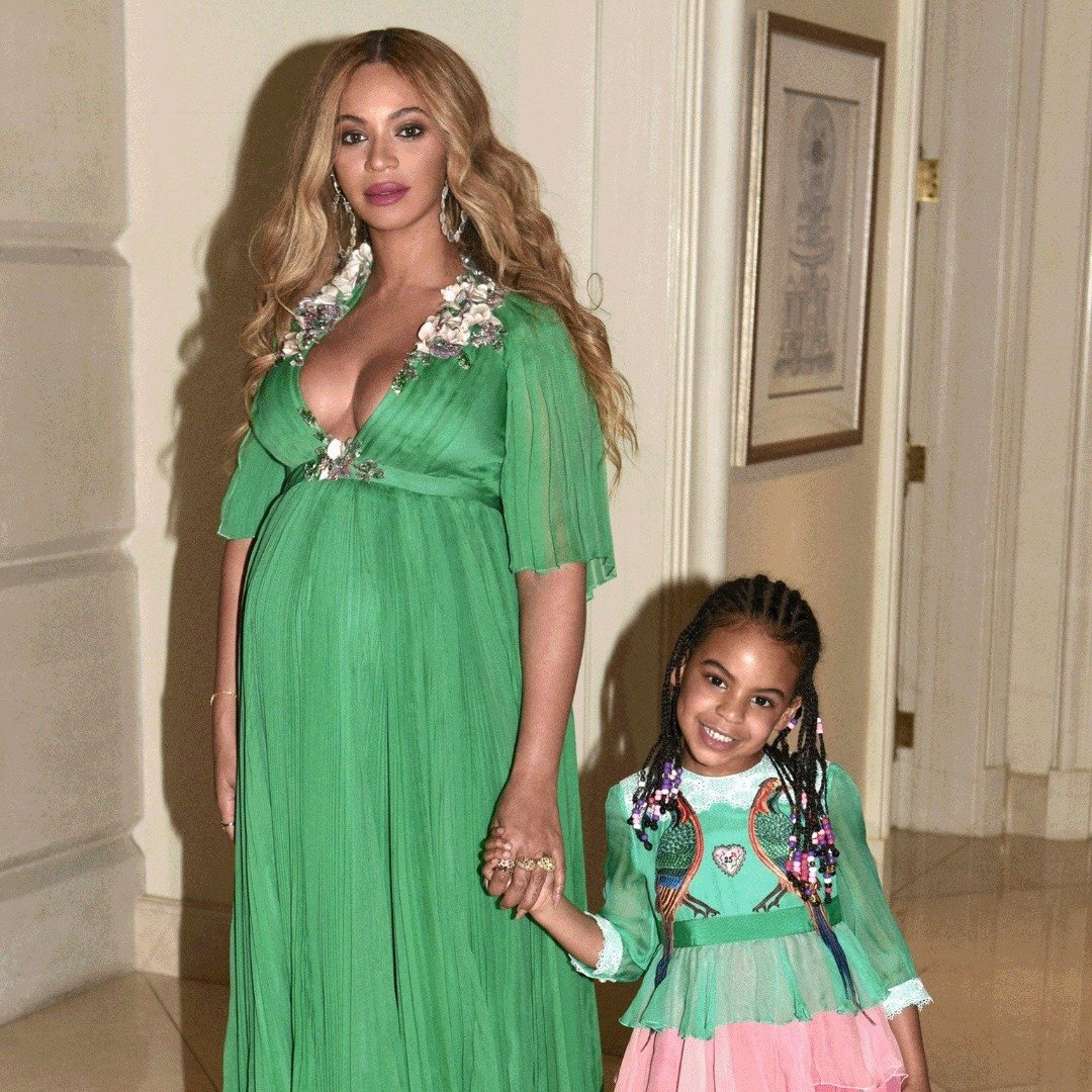 WTF?! Beyonce vrea ca fetița ei să asiste la nașterea gemenilor
