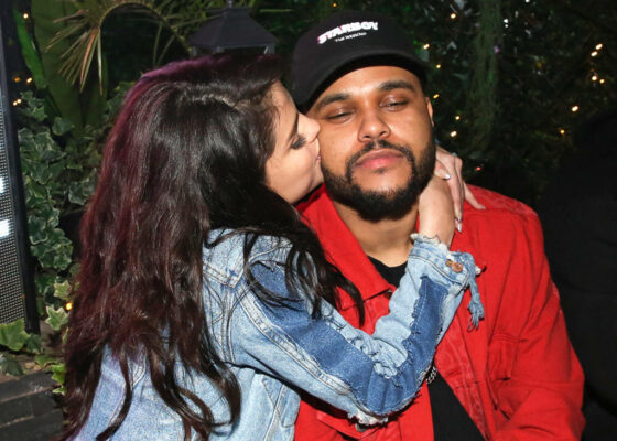 Aww! The Weeknd e disperat după Selena. Uite cum s-a dat de gol!