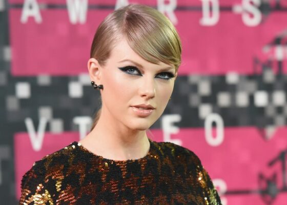 Taylor Swift, în fața judecătorilor. Începe procesul pentru agresiunea sexuală din 2013