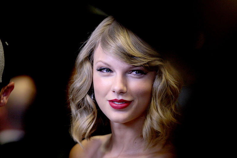 Taylor Swift a câștigat procesul intentat unui DJ care a agresat-o în 2013