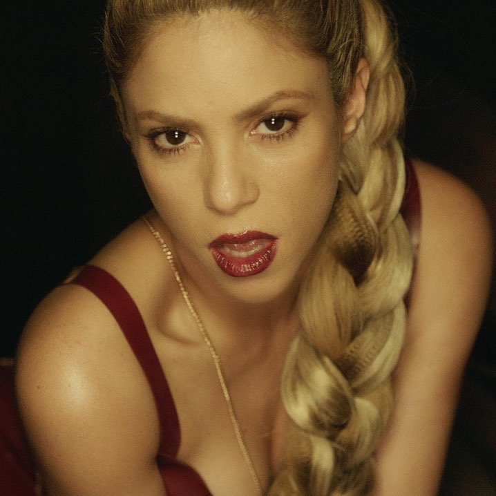 OMG! Shakira pregătește un super HIT. Ghicești cu cine va colabora de data asta?