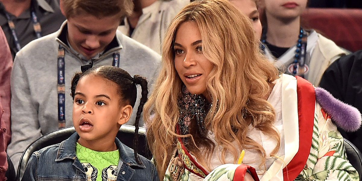 AWW! La 5 ani, fetița lui Beyonce îi poartă divei pantofii cu toc