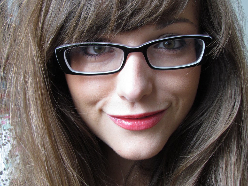 10 lucruri pe care nu le înţelegi decât dacă ai purtat vreodată ochelari